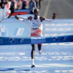 013_eliud-kipchoge-marathon-win-berlin